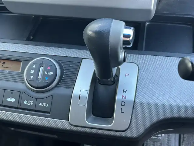 ホンダ フリード ハイブリット ジャストセレクション 静岡県 2013(平25)年 12万km プレミアムブルーオパールメタリック ストラーダナビ/CD/DVD/Bluetooth/クルーズコントロール/両側パワースライドドア/フルセグ/ドライブレコーダー/純正フロアマット/純正アルミホイール/ハーフレザーシート/ETC