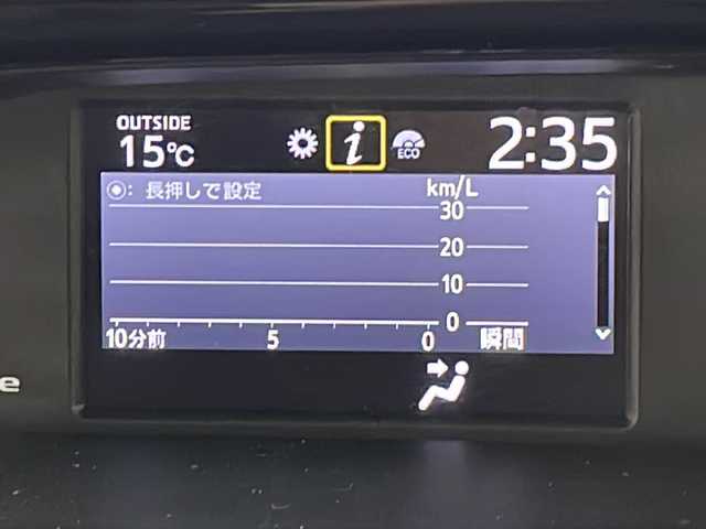 トヨタ エスクァイア Gi 熊本県 2021(令3)年 4.1万km ホワイトパールクリスタルシャイン ・社外ALPINEナビＤＴＶ（Ｘ９ＮＸ）/・CD/DVD/SD/BT/USB/フルセグ/・バックカメラ/・ALPINEフリップダウンモニター/・両側パワースライドア/・合皮シート/・シートヒーター/・ビルトインETC/・ウッドコンビハンドル/・LEDライト/・オートライト/・オートＨビーム/・フォグ/・コーナーセンサー/・トヨタセーフティセンス/・プリクラッシュセーフティシステム/・レーンディパーチャーアラート/・アダプティブハイビームシステム/・ドアバイザー/・スマートキー/・スペアキー×１