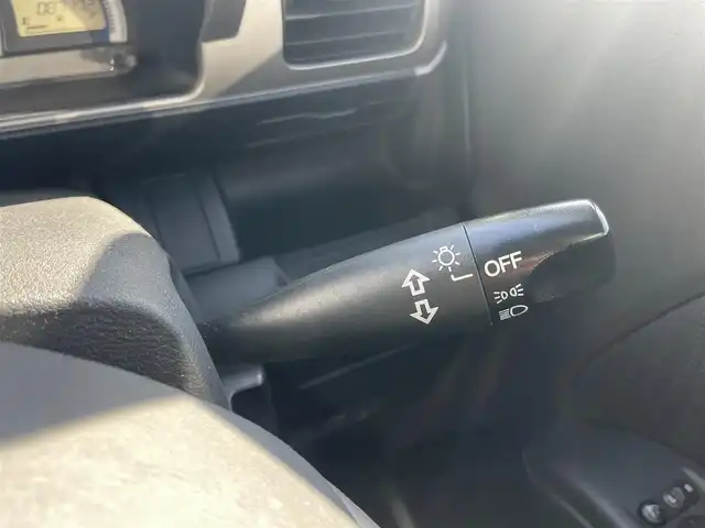 ホンダ ゼスト スパーク W 千葉県 2011(平23)年 8.7万km アラバスターシルバーメタリック 純正７インチナビ/ETC/バックカメラ/スマートキー/電格ミラー/ステアリングスイッチ/ドアバイザー/純正フロアマット/純正アルミホイール/キセノンヘッドライト/フォグランプ