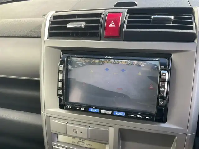 ホンダ ゼスト スパーク W 千葉県 2011(平23)年 8.7万km アラバスターシルバーメタリック 純正７インチナビ/ETC/バックカメラ/スマートキー/電格ミラー/ステアリングスイッチ/ドアバイザー/純正フロアマット/純正アルミホイール/キセノンヘッドライト/フォグランプ