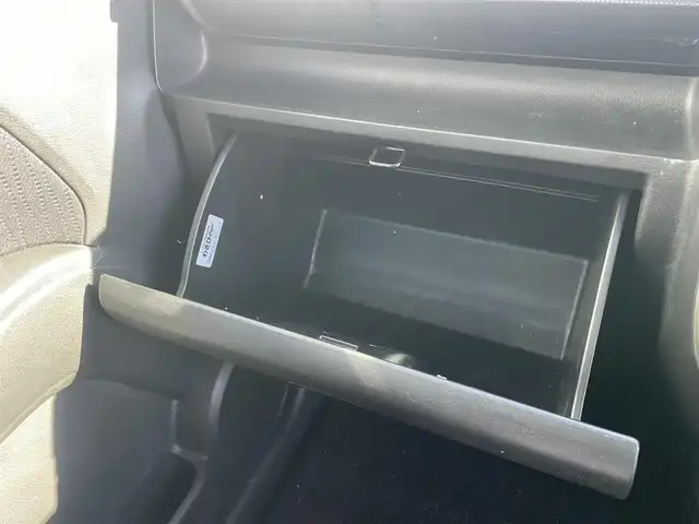 ホンダ ゼスト スパーク W 千葉県 2011(平23)年 8.7万km アラバスターシルバーメタリック 純正７インチナビ/ETC/バックカメラ/スマートキー/電格ミラー/ステアリングスイッチ/ドアバイザー/純正フロアマット/純正アルミホイール/キセノンヘッドライト/フォグランプ