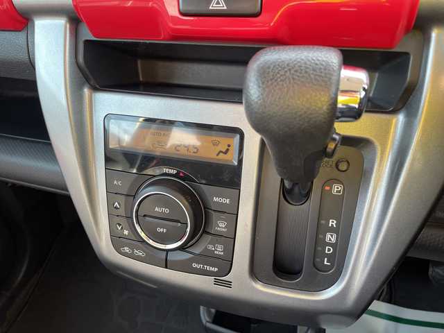 スズキ ハスラー Jスタイル 石川県 2015(平27)年 6万km フェニックスレッドパール/ホワイト2トーンルーフ 社外メモリーナビ　フルセグＴＶ　ＥＴＣ　スマートキー　Ｐスタート　シートヒーター　レーダーブレーキ　ベンチシート　ＬＥＤヘッドライト　オートライト　ホワイトルーフ　保証書