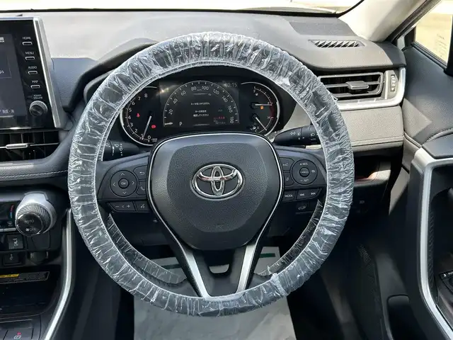 トヨタ ＲＡＶ４ G Zパッケージ 青森県 2021(令3)年 3.1万km ホワイトパールクリスタルシャイン ・4WD/・純正ディスプレイナビ/・フルセグTV/・USB/Bluetooth/・全方位カメラ/・デジタルインナーミラー/・パワーバックドア/・プッシュスタート/・スマートキー/・横滑り防止/・レーンキープアシスト/・パワーシート（D）/・ハンドルヒーター/・シートヒーター/・ドライブレコーダー（前後）/・レーダークルーズコントロール/・オートライト/・オートマチックハイビーム/・ダウンヒルコントロール/・純正フロアマット/・夏タイヤ車載（純正AW付）