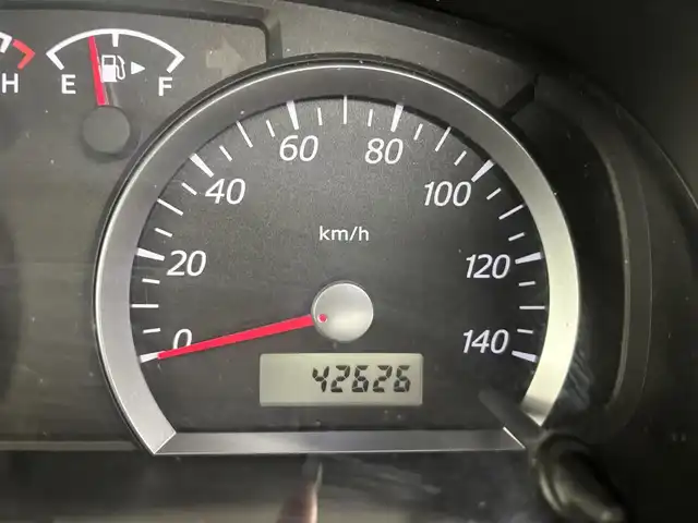 スズキ ジムニー クロスアドベンチャー 富山県 2014(平26)年 4.3万km クエーサーグレーメタリック 4WD/黒革シート/運転席シートヒーター /社外オーディオ（FH-580）（CD）/キーレス /フォグ/純正マット/電格ミラー/保証書、取説/スペアキー（板キー）