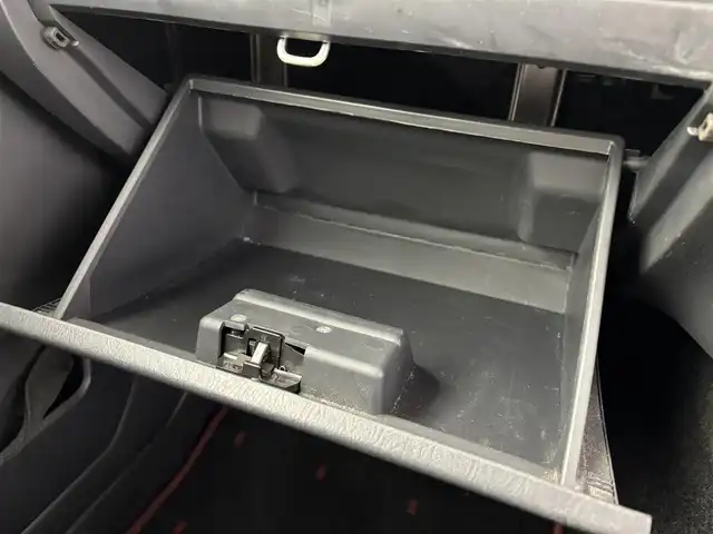 スズキ ジムニー クロスアドベンチャー 富山県 2014(平26)年 4.3万km クエーサーグレーメタリック 4WD/黒革シート/運転席シートヒーター /社外オーディオ（FH-580）（CD）/キーレス /フォグ/純正マット/電格ミラー/保証書、取説/スペアキー（板キー）