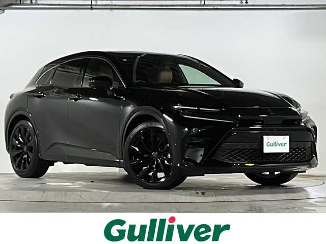 トヨタ クラウン スポーツ Z 広島県 2024(令6)年 1万km ブラック 禁煙車/パノラマルーフ/トヨタセーフティセンス/・プリクラッシュセーフティ/・緊急時操舵支援/FCTA/LCA/・LTA/LDA/・AHS/・RSA/・ドライバー異常時対応システム/・PDA/・TMN/BSM/SEA/HUD/パーキングサポートブレーキ/ドライブレコーダー（前後）/トヨタチームメイト/パーキングサポートブレーキ/12.3ディスプレイオーディオPlus/・フルセグ/USB/Bluetooth/スマホ連携/トヨタプレミアムサウンドシステム/パノラミックビューモニター/LEDヘッドライト/ヘッドランプクリーナー/デジタルインナーミラー/カメラ洗浄機能（バックカメラ）/革巻きステアリング/ステアリングヒーター/タッチセンサー/電動パーキング/ブレーキホールド/ハンズフリーパワーバックドア/本革シート/前席シートヒーター/ベンチレーション/パワーシート/D席シートメモリー/ETC2.0/ワイヤレス充電/AC100V1500W電源/スマートキー/プッシュスタート/スペアキー/純正フロアマット/純正21インチアルミホイール