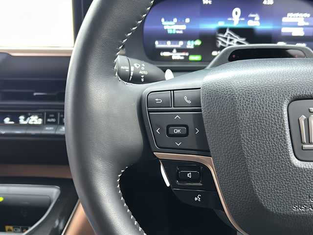 トヨタ クラウン スポーツ Z 広島県 2024(令6)年 1万km ブラック 禁煙車/パノラマルーフ/トヨタセーフティセンス/・プリクラッシュセーフティ/・緊急時操舵支援/FCTA/LCA/・LTA/LDA/・AHS/・RSA/・ドライバー異常時対応システム/・PDA/・TMN/BSM/SEA/HUD/パーキングサポートブレーキ/ドライブレコーダー（前後）/トヨタチームメイト/パーキングサポートブレーキ/12.3ディスプレイオーディオPlus/・フルセグ/USB/Bluetooth/スマホ連携/トヨタプレミアムサウンドシステム/パノラミックビューモニター/LEDヘッドライト/ヘッドランプクリーナー/デジタルインナーミラー/カメラ洗浄機能（バックカメラ）/革巻きステアリング/ステアリングヒーター/タッチセンサー/電動パーキング/ブレーキホールド/ハンズフリーパワーバックドア/本革シート/前席シートヒーター/ベンチレーション/パワーシート/D席シートメモリー/ETC2.0/ワイヤレス充電/AC100V1500W電源/スマートキー/プッシュスタート/スペアキー/純正フロアマット/純正21インチアルミホイール