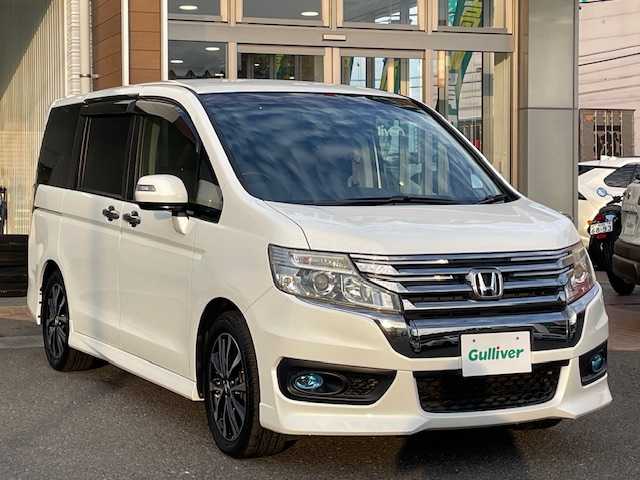 ホンダ ステップワゴン スパーダ Z クールスピリット 埼玉県 2012(平24)年 5.8万km ホワイトオーキッドパール 純正ナビ（Ｂｌｕｅｔｏｏｔｈ、ＣＤ、ＤＶＤ、フルセグＴＶ）/バックカメラ/ＥＴＣ/ワンオーナー/純正アルミ/両側パワスラ/ＬＥＤヘッド/クルコン/後席モニター/ハーフレザーシート/純正フロアマット/アイドリングストップ/三列シート/ウォークスルー/横滑り防止装置/ダブルエアバッグ/オートライト/盗難防止装置/ナビ取扱説明書/保証書/取扱説明書/スペアキー