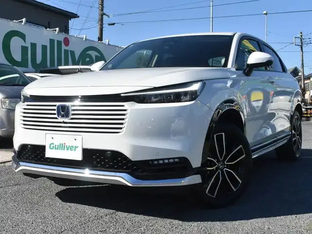 ホンダ ヴェゼル ハイブリッド e:HEV Z 神奈川県 2025(令7)年 0.3万km プラチナホワイトパール ワンオーナー/HONDAコネクトディスプレイ/：9インチワイドディスプレイ/：ビルトインETC2.0/：ワイヤレス充電器/：全方位モニター/：フルセグTV/：Bluetoothオーディオ/：TVキャンセラー/：ナビキャンセラー/HONDAセンシング/：安全運転支援パッケージ/フルLEDヘッドランプ/：オートレベリング機構/：LEDアクティブコーナリングライト/：シーケンシャルターンランプ/純正18インチアルミホイール/左右独立温度調整オートエアコン/ハンズフリーパワーバックドア/トノカバー/純正フロアマット/：ドアバイザー/シートヒーター（前席）/ーーーーーーーーーーーーーーーーーーーーーーーー/保証書/取扱説明書/スペアスマートキー×1本