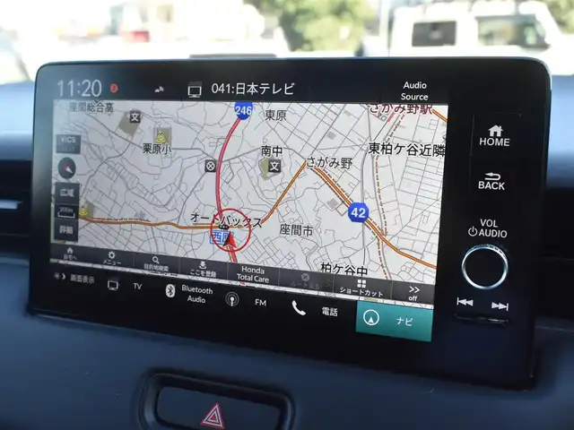 ホンダ ヴェゼル ハイブリッド e:HEV Z 神奈川県 2025(令7)年 0.3万km プラチナホワイトパール ワンオーナー/HONDAコネクトディスプレイ/：9インチワイドディスプレイ/：ビルトインETC2.0/：ワイヤレス充電器/：全方位モニター/：フルセグTV/：Bluetoothオーディオ/：TVキャンセラー/：ナビキャンセラー/HONDAセンシング/：安全運転支援パッケージ/フルLEDヘッドランプ/：オートレベリング機構/：LEDアクティブコーナリングライト/：シーケンシャルターンランプ/純正18インチアルミホイール/左右独立温度調整オートエアコン/ハンズフリーパワーバックドア/トノカバー/純正フロアマット/：ドアバイザー/シートヒーター（前席）/ーーーーーーーーーーーーーーーーーーーーーーーー/保証書/取扱説明書/スペアスマートキー×1本