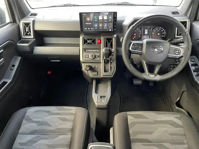 ダイハツ タフト G ターボ クロムベンチャー 道東・釧路十勝 2021(令3)年 2.8万km ブラックマイカメタリック 　4　W　D　/社外オーディオ（AM/FM/BT）/フルセグ（走行中視聴可能）/バックカメラ/フォグランプ/ステアリングリモコン/ミラー型ドライブレコーダー/横滑り防止装置/盗難防止装置/衝突軽減ブレーキ/コーナーセンサー/シートヒーター/オートライト/ガラスルーフ/アイドリングストップ/ルーフレール/電動格納ミラー/バニティミラー/積込夏タイヤ/　　（社外AW 165/65R15 21年製溝4mm）