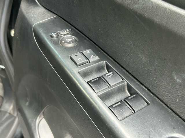 ホンダ Ｎ ＢＯＸ G Lパッケージ 千葉県 2016(平28)年 8.3万km スマートブラック 純正ナビ/TV/CD/DVD/Bluetooth/ETC/バックカメラ/片側パワースライドドア/盗難防止装置/横滑り防止装置/アイドリングストップ/ウィンカーミラー/ドアバイザー/プッシュスタート/スマートキー/スペアキー１本/純正フロアマット/保証書/取扱説明書