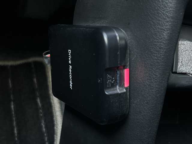 スズキ アルト ワークス 群馬県 2021(令3)年 6.3万km スチールシルバーM ワンオーナー/RECAROシート/5MT/社外SDナビ/　(AM/FM/SD/TV/BT/CD/DVD/USB)/前後ドライブレコーダー/ETC/純正フロアマット/純正ドアバイザー/HKSブローオフバルブ/社外リアタワーバー/社外アーシング/社外フロントスタビリンク(ラルグス製)/MINICON-PRO(シエクル製)/レスポンスリング(シエクル製)/レスポンスジェット(シエクル製)/零1000パワーインテークチャンバー/LCK619ルーフスポイラー/ショックアブソーバー(モンスタースポーツ製)/Defiブーストメーター/ローポジションシートレール(強度証明あり)/社外テールランプ/アルミスポーツペダル/保証書/取扱説明書/スペアキー1