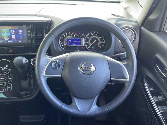 日産 デイズ ルークス ハイウェイスターX Gパッケージ 岐阜県 2018(平30)年 4.9万km モカブラウンP 禁煙車/純正ナビ/アラウンドビューモニター/エマージェンシーブレーキ/両側パワースライドドア/オートライト/フォグランプ/LEDヘッドライト/純正アルミホイール/ETC/ステアリングリモコン/プッシュスタート/インテリジェントキー/スペアキー/サーキュレーター/背面テーブル