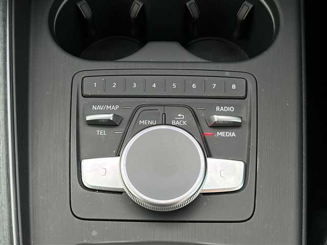 アウディ Ａ５ SB 45TFSIクワトロ スポーツ 岐阜県 2018(平30)年 2.3万km 黒 純正ディスプレイオーディオ　/ＥＴＣ２．０　/バックカメラ　/ドライブレコーダー　/衝突軽減システム　/盗難防止装置　/レーンキープアシスト　/横滑り防止装置　/前後コーナーセンサー　/シートヒーター　/レザーシート/パワーシート/ＬＥＤヘッドライト/オートライト/プッシュスタート/スマートキー/純正18インチアルミホイール/純正フロアマット