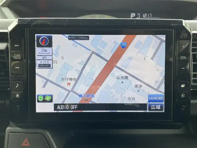 ダイハツ ウェイク L SA 大阪府 2015(平27)年 11.3万km プラムブラウンクリスタルマイカ (株)IDOMが運営する【じしゃロン東大阪店】の自社ローン対象車両になります。こちらは現金ご利用時の価格です。/自社ローンご希望の方は別途その旨お申付け下さい。/スマートアシスト/フリップダウンモニター/純正ナビ/【フルセグＴＶ/Ｂｌｕｅｔｏｏｔｈ/CD/DVD】/バックカメラ/ＥＴＣ/片側パワースライドドア/ベンチシート/オートエアコン/ＡＢＳ/横滑り防止機能/衝突被害軽減システム/オートライト/LEDライト/取説＆保証書