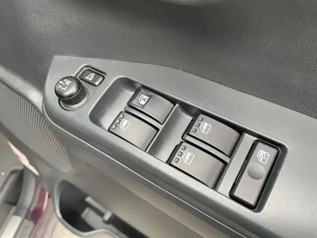 ダイハツ ウェイク L SA 大阪府 2015(平27)年 11.3万km プラムブラウンクリスタルマイカ (株)IDOMが運営する【じしゃロン東大阪店】の自社ローン対象車両になります。こちらは現金ご利用時の価格です。/自社ローンご希望の方は別途その旨お申付け下さい。/スマートアシスト/フリップダウンモニター/純正ナビ/【フルセグＴＶ/Ｂｌｕｅｔｏｏｔｈ/CD/DVD】/バックカメラ/ＥＴＣ/片側パワースライドドア/ベンチシート/オートエアコン/ＡＢＳ/横滑り防止機能/衝突被害軽減システム/オートライト/LEDライト/取説＆保証書