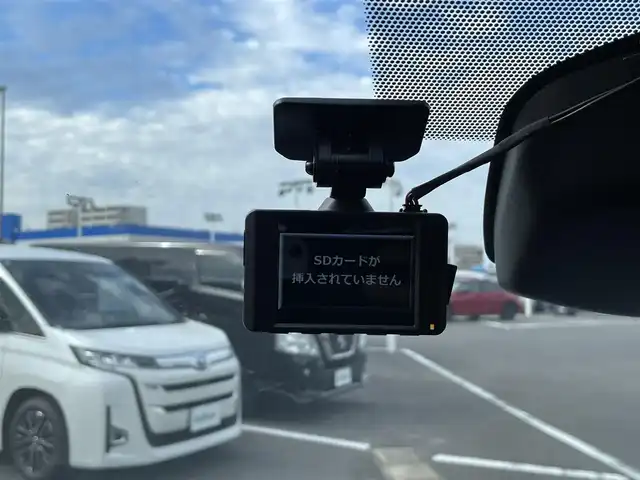 日産 セレナ X V 長崎県 2024(令6)年 1.3万km ダークメタルグレー 純正9型ナビ/（HDMI/USB/BT/FMAM/）/プロパイロット/バックカメラ/ETC/両側パワースライドドア/エマージェンシーブレーキ/ブラインドスポットモニター/レーンキープアシスト/LEDヘッドライト/オートライト/ドライブレコーダー/パドルシフト/クリアランスソナー/オートハイビーム/スペアキー