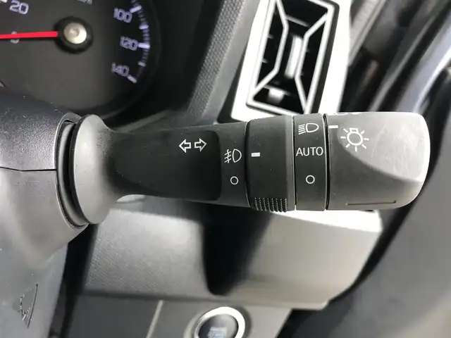 ダイハツ タフト G クロムベンチャー 愛知県 2024(令6)年 0.3万km クロムグレーメタリック ９インチディスプレイオーディオ　/（Aｐｐｌｅ　CａｒPｌａｙ／Aｎｄｒｏｉｄ　Aｕｔｏ）/アラウンドビューモニター　/ガラスルーフ　/シートヒーター　/ＨＤＭＩ／ＵＳＢ　/ＥＴＣ　/電子パーキング　/オートホールド　/ルーフレール　/ＬＥＤライト　/スマートキー　/フロアマット