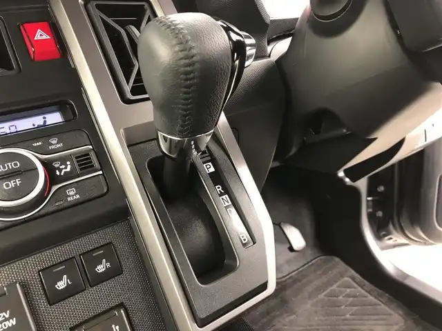 ダイハツ タフト G クロムベンチャー 愛知県 2024(令6)年 0.3万km クロムグレーメタリック ９インチディスプレイオーディオ　/（Aｐｐｌｅ　CａｒPｌａｙ／Aｎｄｒｏｉｄ　Aｕｔｏ）/アラウンドビューモニター　/ガラスルーフ　/シートヒーター　/ＨＤＭＩ／ＵＳＢ　/ＥＴＣ　/電子パーキング　/オートホールド　/ルーフレール　/ＬＥＤライト　/スマートキー　/フロアマット