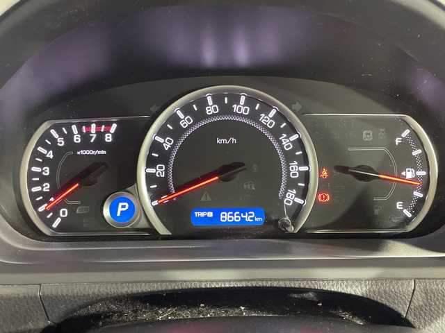 トヨタ ヴォクシー ZS 神奈川県 2014(平26)年 6.7万km ブラック 純正７型SDナビゲーション【NSZN-W64T】/純正リアエンターテーメント【後席モニター】/両側電動スライドドア【サンシェード】/フルセグ　CD DVD　AM FM Bluetooth　HDMI　SDREC　USB/アイドリングストップ/革巻きステアリング/ステアリングスイッチ【オーディオ】/社外前方ドライブレコーダー/ビルトインETC/プッシュスタート/スマートキー/LEDヘッドランプ/オートライト/フロントフォグランプ/純正16インチアルミホイール/純正サイドシル　リアスポイラー/電格ウインカーミラー