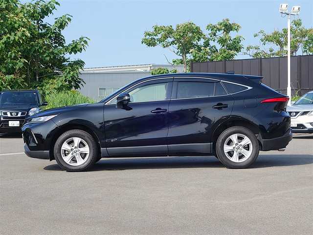 トヨタ ハリアー S 山形県 2022(令4)年 3.2万km ブラック 衝突軽減/純正メモリナビ/　　【BT USB AUX AM/FM Miracast】/バックカメラ/レーダークルーズコントロール/LEDオートヘッドライト/純正17インチアルミホイール/ドライブレコーダー/コーナーセンサー/ステアリングスイッチ/MTモード付AT/電動格納ウィンカーミラー/スマートキー/ETC