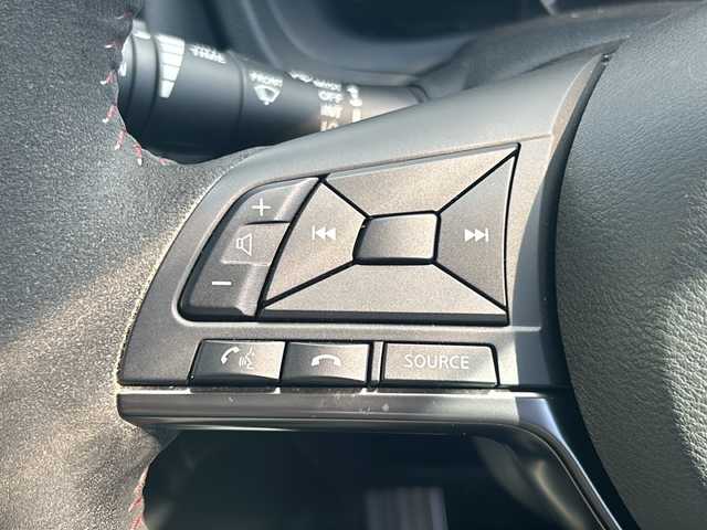日産 ノート e－パワー ニスモ 沖縄県 2019(平31)年 1.4万km ブリリアントホワイトパール 純正ナビ / (AM/FM/CD/DVD/BT/TV) /バックモニター/ドラレコ /衝突被害軽減システム /ETC /レーンキープアシスト /純正16インチアルミホイール /横滑り防止機能 /LEDヘッドライト