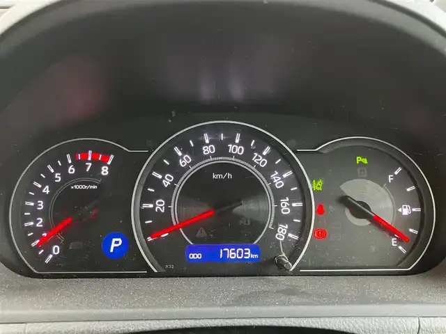 トヨタ ヴォクシー ZS 煌Ⅱ 山口県 2019(平31)年 1.8万km ホワイトパールクリスタルシャイン 純正SDナビ＆フルセグTV/　＆バックカメラ＆後席/　フリップダウンモニター/フロアマット/純正ドアバイザー/純正16インチアルミ/両側パワースライドドア/LEDオートライト/オートハイビーム/LEDフォグ/クルーズコントロール/ビルトインETC2.0