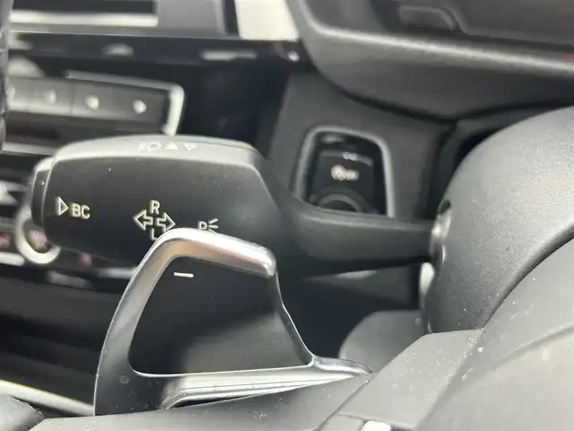 ＢＭＷ ３２０ｄ ツーリング Mスポーツ 宮城県 2017(平29)年 7.5万km パール 【DNクレーム無効】/禁煙車 /純正HDDナビ /ビルトインETC /・フルセグTV /・USB入力端子/・CD/・DVD再生機能/レーダークルーズコントロール /バックカメラ /前方ドライブレコーダー （VREC-DZ200）/純正ホイール /フロアマット /パワーシート（D＋N） /シートメモリー/スマートキー/プッシュスタート/MTモード付AT/LEDヘッドライト/フォグランプ/パドルシフト /左リアタイヤ　ブリジストン２０２３年製/右リアタイヤ　ブリジストン２０２４年製/フロントタイヤ　PZERO２０１９年製