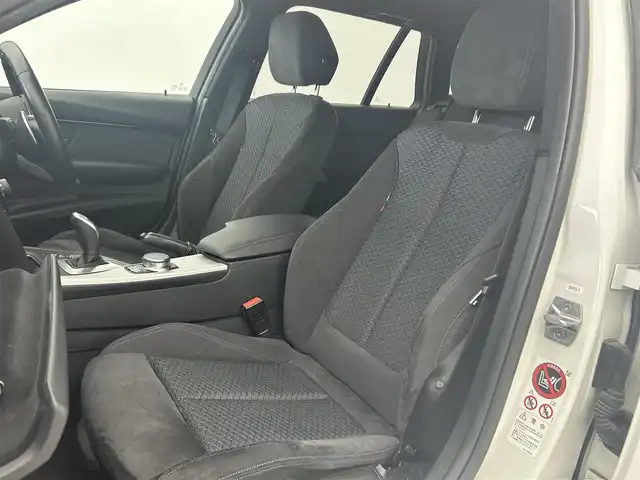 ＢＭＷ ３２０ｄ ツーリング Mスポーツ 宮城県 2017(平29)年 7.5万km パール 【DNクレーム無効】/禁煙車 /純正HDDナビ /ビルトインETC /・フルセグTV /・USB入力端子/・CD/・DVD再生機能/レーダークルーズコントロール /バックカメラ /前方ドライブレコーダー （VREC-DZ200）/純正ホイール /フロアマット /パワーシート（D＋N） /シートメモリー/スマートキー/プッシュスタート/MTモード付AT/LEDヘッドライト/フォグランプ/パドルシフト /左リアタイヤ　ブリジストン２０２３年製/右リアタイヤ　ブリジストン２０２４年製/フロントタイヤ　PZERO２０１９年製