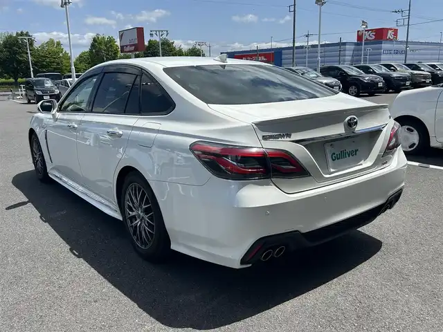 トヨタ クラウン ハイブリッド RS アドバンス 栃木県 2019(平31)年 1.9万km ホワイトパールクリスタルシャイン 衝突軽減システム/純正8型ナビ/フルセグ／CD DVD／Bluetooth/レーダークルーズコントロール/シートヒーター/バックカメラ/パワーシート/ヘッドアップディスプレイ/コーナーセンサー/社外17インチアルミホイール/ブラインドスポットモニター/LEDヘッドライト/パドルシフト/ステアリングヒーター/ドライブレコーダー/ETC2.0/ステアリングスイッチ/スマートキー/プッシュスタート