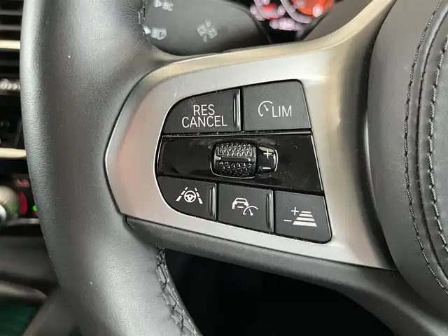 ＢＭＷ ５２３ｄ xDrive Mスピリット 山形県 2020(令2)年 2.8万km アルピンホワイトⅢ 外部検査実施済み/４WD/ターボ/Apple car play/純正HDDナビ/(Bluetooth/USB/フルセグTV)/全周囲カメラ/ビルトインETC/前後ドライブレコーダー/前席パワーシート/BMWドライビングアシスト/・高速道路渋滞時ハンズ・オフ・アシスト機能/・リバース・アシスト/・衝突回避・被害軽減ブレーキ（事故回避アシスト付）/・BMW ジェスチャー・コントロール/・インテグレイテッド・アクティブ・ステアリング/・ステアリング&レーン・コントロール・アシスト/・レーン・ディパーチャー・ウォーニング/・レーン・チェンジ・ウォーニング/・アダプティブ LED ヘッドライト/・アクティブ・クルーズ・コントロール/・アクティブ・サイド・コリジョン・プロテクション/・クロス・トラフィック・ウォーニング/・前車接近警告機能/・後車追突警告機能/横滑り防止機能/ヘッドアップディスプレイ/純正18インチアルミホイール/スマートキー/LEDヘッドライト/カーテンエアバック/純正フロアマット/スペアキー1本/保証書/取扱説明書