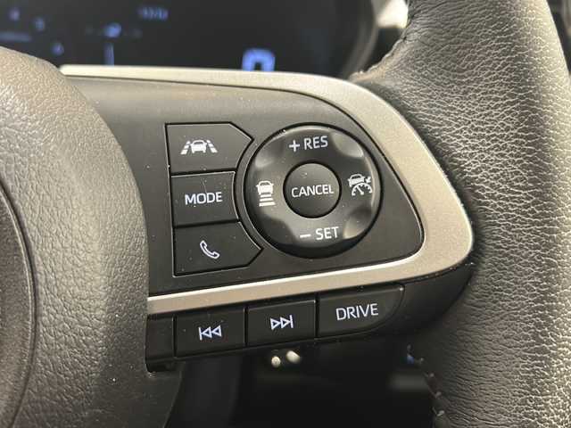 ダイハツ ロッキー プレミアム G 岐阜県 2023(令5)年 1.4万km ナチュラルベージュマイカM ４WD/寒冷地仕様/純正９型ディスプレイオーディオ/全方位モニター/AppleCarPlay/AndroidCarPlay/フルセグ視聴/ナビ連動ドライブレコーダー/スマートアシスト/レーダークルーズコントロール/車線逸脱防止/クリアランスソナー/ハーフレザーシート/前席シートヒーター/USBポート/HDMIポート/LEDヘッドライト/オートライト/電子パーキング/ブレーキホールド/プッシュスタート/スマートキー