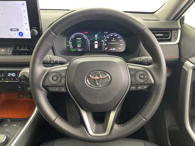 トヨタ ＲＡＶ４ ハイブリッド アドベンチャー 愛知県 2022(令4)年 7.8万km アッシュグレーメタリック/アーバンカーキ ワンオーナー/純正10.5型ディスプレイオーディオ（ナビ機能付）/・フルセグテレビ/・Bluetooth/・ミラキャスト/レーダークルーズコントロール/レーントレーシングアシスト/プリクラッシュセーフティ/ブラインドスポットモニター/ロードサインアシスト/電動パーキングブレーキ/ブレーキホールド/ETC2.0/AC100V1500Wコンセント/デジタルインナーミラー/オートライト/オートマチックハイビーム/パワーシート（D席・シートメモリー付）/前席シートヒーター/前席シートエアコン/ステアリングヒーター/ルーフレール/ウインカーミラー/LEDヘッドライト/プッシュスタート