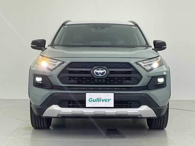 トヨタ ＲＡＶ４ ハイブリッド アドベンチャー 愛知県 2022(令4)年 7.8万km アッシュグレーメタリック/アーバンカーキ ワンオーナー/純正10.5型ディスプレイオーディオ（ナビ機能付）/・フルセグテレビ/・Bluetooth/・ミラキャスト/レーダークルーズコントロール/レーントレーシングアシスト/プリクラッシュセーフティ/ブラインドスポットモニター/ロードサインアシスト/電動パーキングブレーキ/ブレーキホールド/ETC2.0/AC100V1500Wコンセント/デジタルインナーミラー/オートライト/オートマチックハイビーム/パワーシート（D席・シートメモリー付）/前席シートヒーター/前席シートエアコン/ステアリングヒーター/ルーフレール/ウインカーミラー/LEDヘッドライト/プッシュスタート