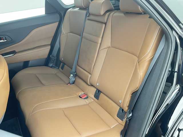 トヨタ クラウン エステート Z 沖縄県 2025(令7)年 0.1千km ブラック ディスプレイオーディオ　/(フルセグＴＶ　Ｂｌｕｅｔｏｏｔｈ　ＡＭ　ＦＭ)　/全方位カメラ　/ＥＴＣ　/パワーバックドア/パノラマルーフ/クルーズコントロール/デジタルインナーミラー/スマートキー/ＬＥＤヘッドライト/純正アルミホイール　/本革シート　/パワーシート　/シートヒーター　/エアシート/シートメモリー/ブラインドスポットモニター　/デジタルインナーミラー/ステアリングスイッチ　/ＨＵＤ/オートライト/オートマチックハイビーム/ホールドボタン/ＳＯＳボタン