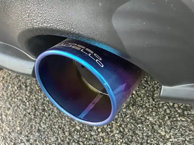 トヨタ ８６ GT リミテッド 三重県 2017(平29)年 4.9万km クリスタルホワイトパール 登録時走行距離48139km/TRDエアロF・S/TEIN車高調(ローダウン)/社外マフラー(ロッソモデロ)/社外18インチAW(レイズ)/社外テールランプ/♪純正SDナビ/ ・ワンセグ・BTオーディオ/ ・CD再生・SD/♪スマートキー/♪プッシュスタート/♪クルーズコントロール/♪ハーフレザーシート/♪前席シートヒーター /♪ドライブレコーダー/♪LEDヘッドライト/♪LEDフォグライト/♪オートライト/♪ヘッドライトレベライザー/♪革巻きステアリング/♪ステアリングスイッチ/♪フロアマット/♪スモークフィルム/♪電格ミラー/♪サイド/カーテンエアバック/純正テールランプ積み込み