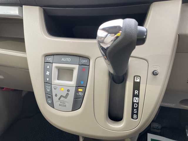 ダイハツ ムーヴ X SA 石川県 2014(平26)年 7.5万km アーバンナイトブルークリスタルメタリック 社外メモリーナビ　フルセグＴＶ　スマートキー　プッシュスタート　電動ミラー　ベンチシート　純正アルミホイール　オートエアコン　オートライト