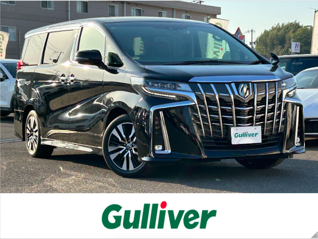 トヨタ アルファード S Cパッケージ 広島県 2021(令3)年 2.3万km ブラック 登録時走行距離/　22214km/ワンオーナー/純正メモリーナビ/　【CD/DVD/BT/USB/Miracast/フルセグTV】/純正フリップダウンモニター/バックカメラ/クルーズコントロール(追従走行有り)/衝突被害軽減ブレーキ(プリクラッシュセーフティ：PCS)/パーキングサポートブレーキ/　(後方衝突被害軽減ブレーキ：PKSB)/車線逸脱警報(レーンディバーチャーアラート：LTA)/両側パワースライドドア/パワーバックドア/ビルトインETC/前後ドライブレコーダー/１列目２列目パワーシート/シートヒーター／エアシート/オットマン/１００V電源/ステアリングヒーター/デジタルインナーミラー/オートワイパー/オートライト/純正LEDライト/フォグランプ/スマートキー/スペアキー/エンジンスタートボタン/横滑り防止装置/カーテンエアバッグ/純正フロアマット/保証書