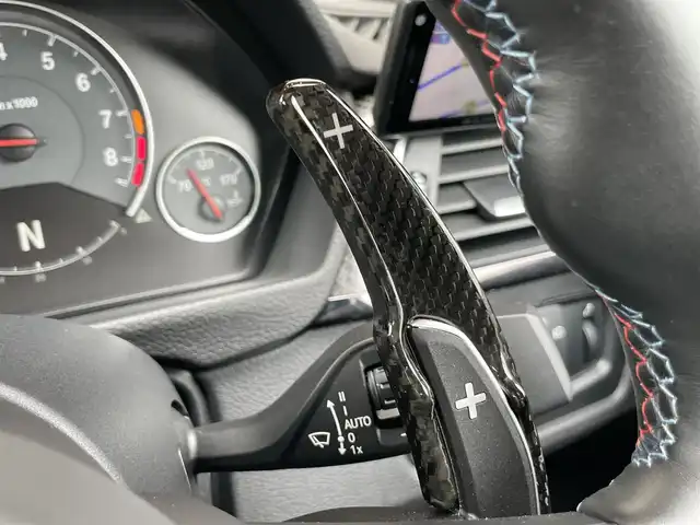 ＢＭＷ Ｍ３ セダン コンペティション 鹿児島県 2017(平29)年 4.5万km 青 禁煙車/純正ナビ/バックカメラ/前方ドライブレコーダー/3Ddesighカーボンリップスポイラー/コンペティションパッケージ/カーボンルーフ/カーボンミラーカバー/鍛造20インチホイール/ブラックキドニーグリル/サイドギル/LEDヘッドライト/パドルシフト/パワーシート/運転席メモリー付きシートヒーター/インテリジェントセーフティ/Mキャリパー