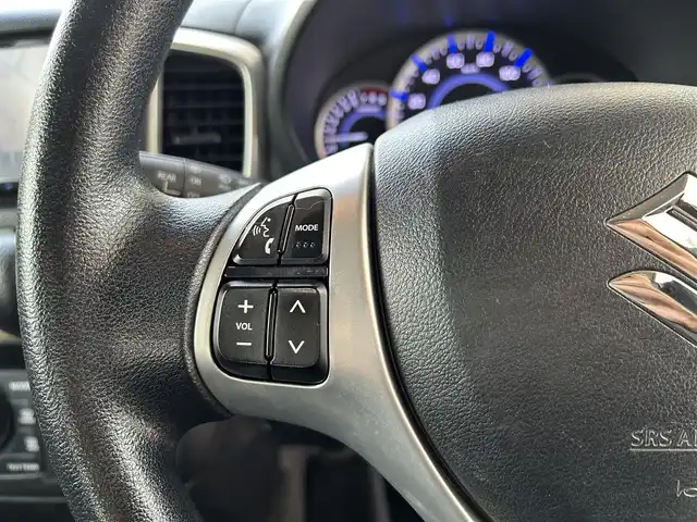 スズキ スペーシア X 長崎県 2017(平29)年 4.9万km ピュアホワイトP ワンオーナー/社外SDナビ(FM/AM/BT/ワンセグTV)/プッシュスタート/アイドリングストップ/ビルトインETC/片側パワースライドドア/D席シートヒーター/フロアマット/ドアバイザー/ABS/LDA/衝突軽減ブレーキ/ライトレベライザー/電動格納ミラー/スマートキー/スペアキー/取扱説明書/保証書