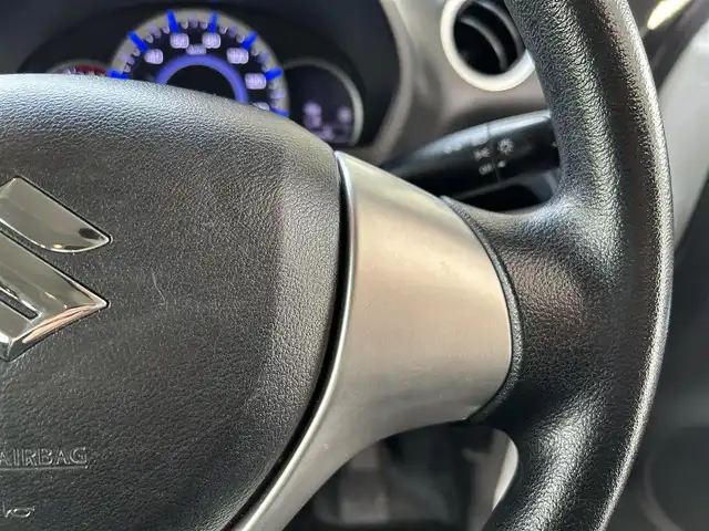 スズキ スペーシア X 長崎県 2017(平29)年 4.9万km ピュアホワイトP ワンオーナー/社外SDナビ(FM/AM/BT/ワンセグTV)/プッシュスタート/アイドリングストップ/ビルトインETC/片側パワースライドドア/D席シートヒーター/フロアマット/ドアバイザー/ABS/LDA/衝突軽減ブレーキ/ライトレベライザー/電動格納ミラー/スマートキー/スペアキー/取扱説明書/保証書