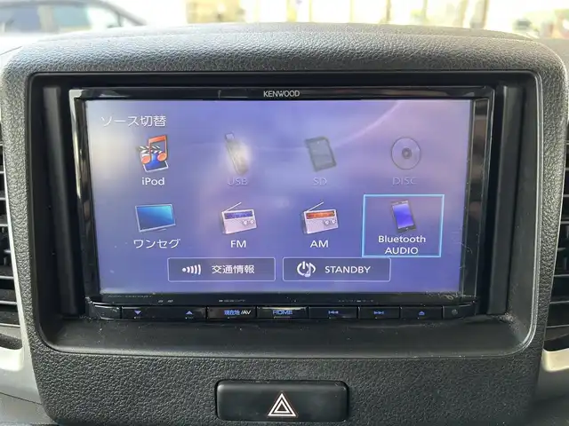 スズキ スペーシア X 長崎県 2017(平29)年 4.9万km ピュアホワイトP ワンオーナー/社外SDナビ(FM/AM/BT/ワンセグTV)/プッシュスタート/アイドリングストップ/ビルトインETC/片側パワースライドドア/D席シートヒーター/フロアマット/ドアバイザー/ABS/LDA/衝突軽減ブレーキ/ライトレベライザー/電動格納ミラー/スマートキー/スペアキー/取扱説明書/保証書