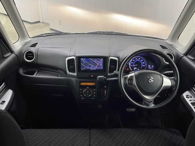 スズキ スペーシア X 長崎県 2017(平29)年 4.9万km ピュアホワイトP ワンオーナー/社外メモリナビ/(CD/DVD/BT/ワンセグTV)/片側パワースライドドア/D席シートヒーター/衝突軽減ブレーキ/レーンアシストキープ/ハロゲンヘッドライト/電動格納ミラー/プッシュスタート/アイドリングストップ/ビルトインETC/フロアマット/ドアバイザー/ライトレベライザー/ABS/LDA/スマートキー/スペアキー/取扱説明書/保証書