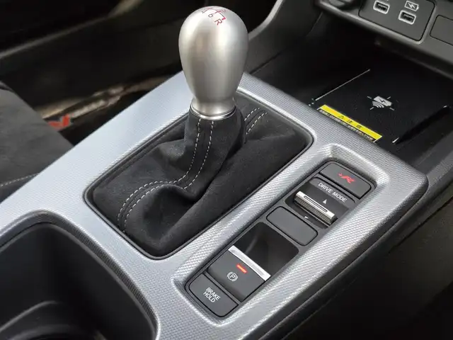 ホンダ シビック タイプR レーシングブラックPKG 鹿児島県 2025(令7)年 0.1万km ソニックグレーパール ＢＢＳ製１９インチアルミホイール　/ＢＬＩＴＺタワーバー　/純正ＯＰレッドミラーカバー　/ＴｙｐｅＲ専用フルバケシート　/アダプティブクルーズコントロール　/ワイヤレス充電　/ホンダセンシング　/ドライブレコーダー/プッシュスタート/スマートキー