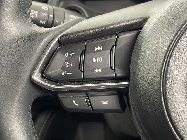 マツダ デミオ 13S ツーリング 埼玉県 2017(平29)年 2.2万km ソウルレッドクリスタルM 純正ナビ/(Bluetooth/CD/DVD/USB/AM/FM)/全方位カメラ/地デジフルセグ/前方ドライブレコーダー/ETC/ヘッドアップディスプレイ/車線逸脱警報/衝突軽減ブレーキ/クリアランスソナー/運転席・助手席シートヒーター/ドライブモードセレクト/アイドリングストップ/プッシュスタート/ステアリングリモコン/ウィンカー・電動格納ミラー/純正フロアマット/純正ドアバイザー/純正15インチアルミホイール