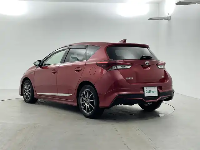 トヨタ オーリスハイブリッド 福井県 2016(平28)年 10.9万km レッドマイカメタリック モデリスタエアロ/純正ナビ/CD/DVD/フルセグTV/Bluetooth/AM/FM/バックカメラ/ETC/衝突軽減ブレーキ/サイドバイザー/前方ドライブレコーダ/オートライト/LEDヘッドライト/フォグランプ/スマートキー/純正フロアマット