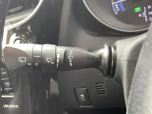 トヨタ オーリスハイブリッド 福井県 2016(平28)年 10.9万km レッドマイカメタリック モデリスタエアロ/純正ナビ/CD/DVD/フルセグTV/Bluetooth/AM/FM/バックカメラ/ETC/衝突軽減ブレーキ/サイドバイザー/前方ドライブレコーダ/オートライト/LEDヘッドライト/フォグランプ/スマートキー/純正フロアマット