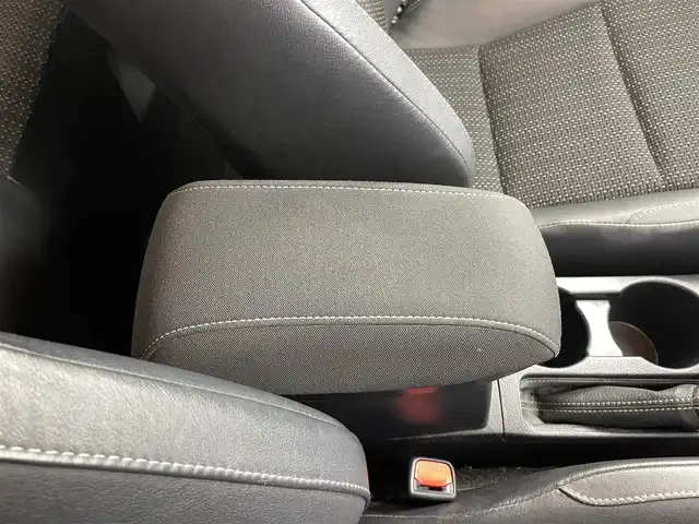 トヨタ オーリスハイブリッド 福井県 2016(平28)年 10.9万km レッドマイカメタリック モデリスタエアロ/純正ナビ/CD/DVD/フルセグTV/Bluetooth/AM/FM/バックカメラ/ETC/衝突軽減ブレーキ/サイドバイザー/前方ドライブレコーダ/オートライト/LEDヘッドライト/フォグランプ/スマートキー/純正フロアマット