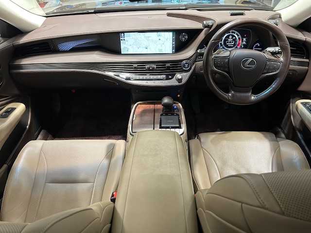 レクサス ＬＳ 500h Iパッケージ 宮城県 2018(平30)年 6.2万km ブラック Lexus Safety System＋/・プリクラッシュセーフティシステム（衝突回避支援または被害軽減）/・レーンディパーチャーアラート＆キーピングアシスト/・オートマチック＆アダプティブハイビームシステム/・レーダークルーズコントロール/ヘッドアップディスプレイ/純正12.3インチナビ/フルセグテレビ/純正ドライブレコーダー/三眼フルLEDヘッドライト/パワーバックドア/電子制御エアサス/シートヒーター/ベンチレーション/パワーシート/ステアリングヒーター/純正20インチアルミホイール/純正フロアマット/ETC/デジタルインナーミラー